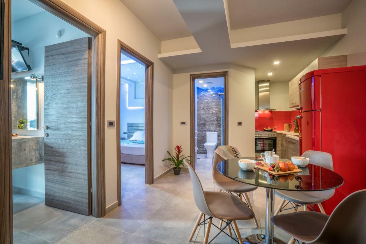 Savvas Luxury Suites Laganas Exterior photo