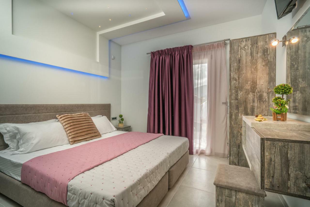 Savvas Luxury Suites Laganas Exterior photo