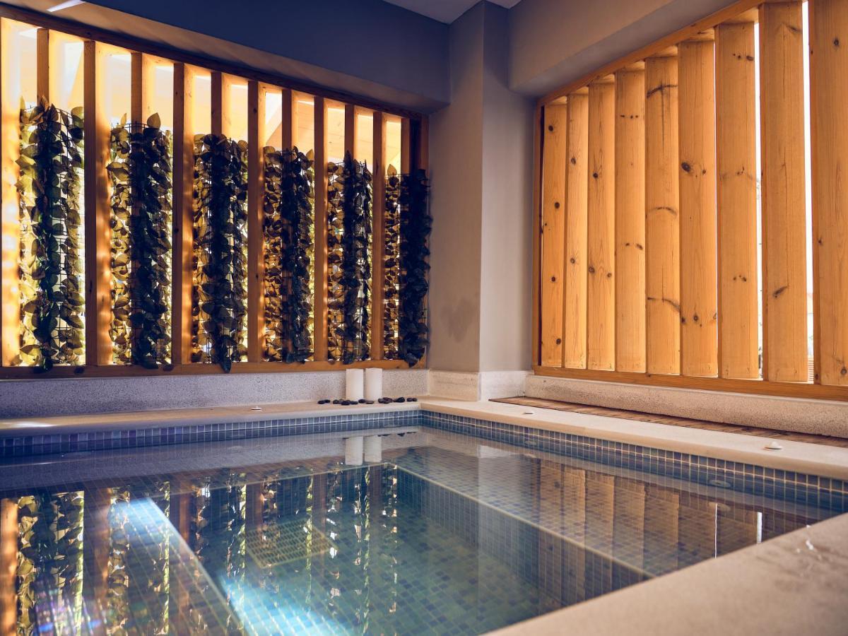 Savvas Luxury Suites Laganas Exterior photo